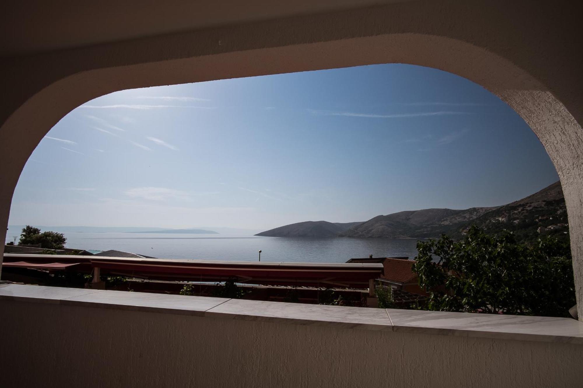 Rooms Nadia Stara Baška Pokoj fotografie