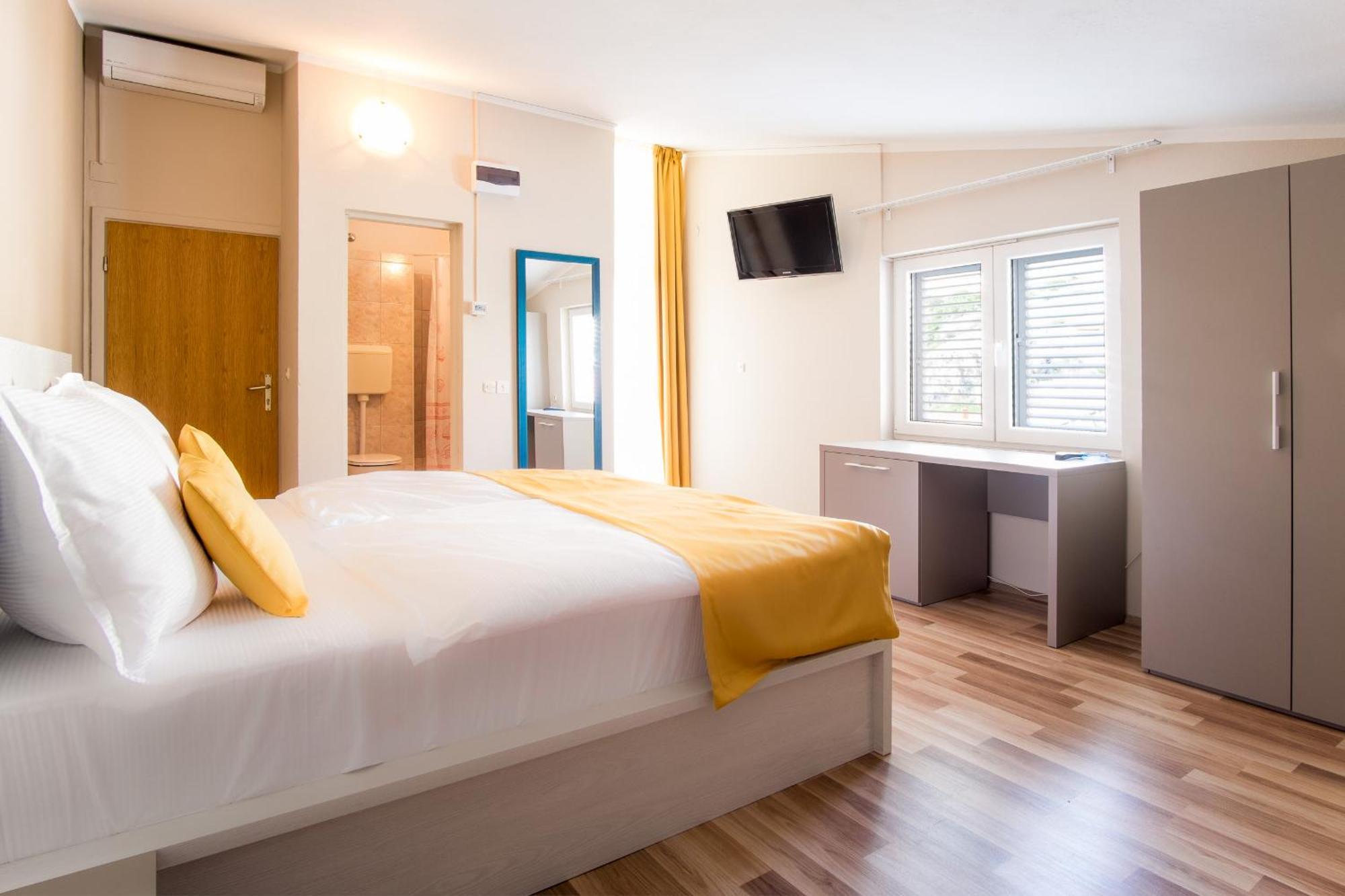 Rooms Nadia Stara Baška Pokoj fotografie